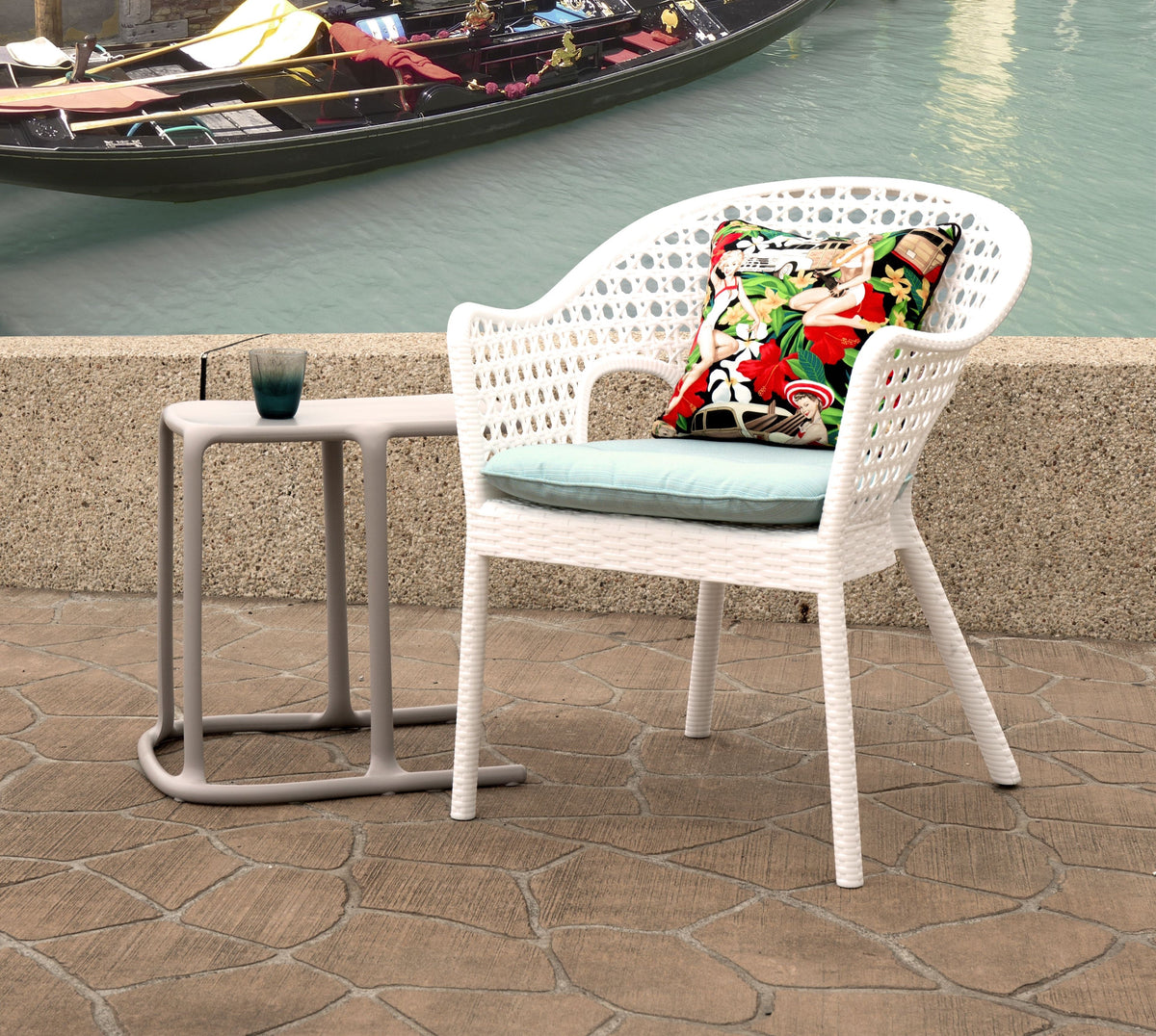 Iris sillón exterior con brazos tipo rattan