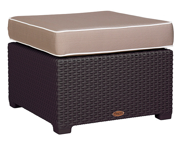 Magnolia ottoman exterior tipo rattan