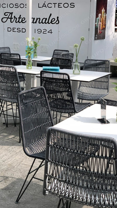 Proyecto de cafetería con terraza – Grupo Decos
