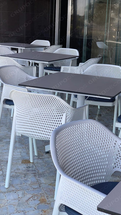 Proyecto de restaurante con terraza – Grupo Decos