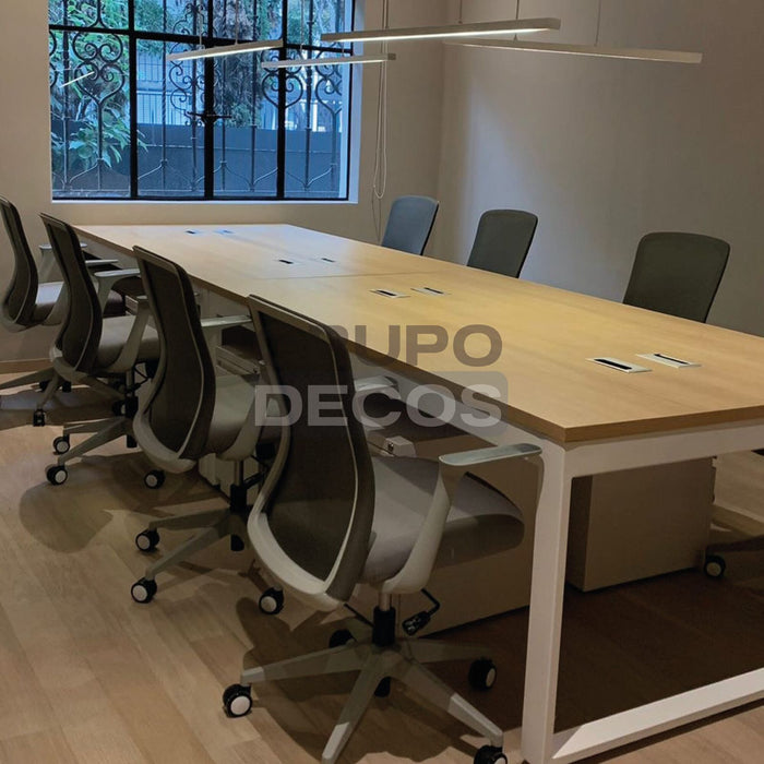 Oficinas corporativas equipadas por Grupo Decos